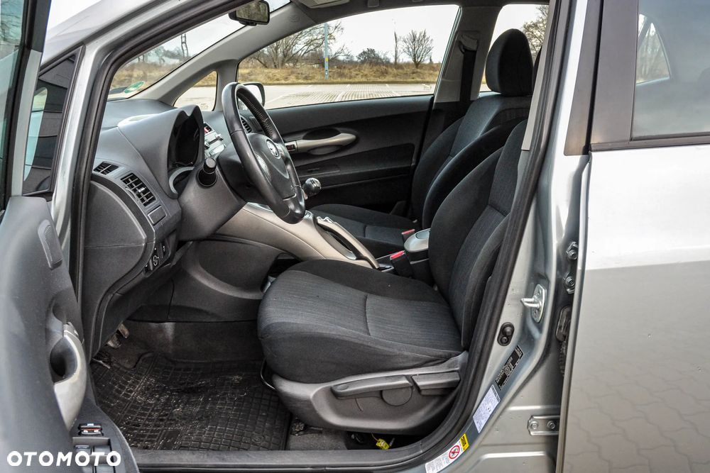 Toyota Auris - 7