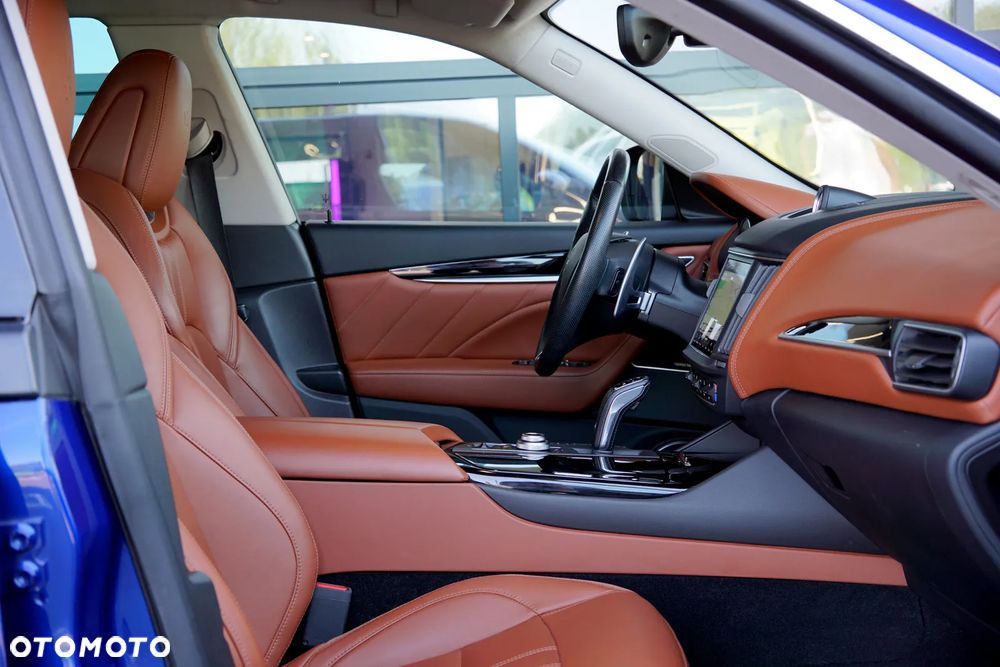 Maserati Levante MHEV GT - 24