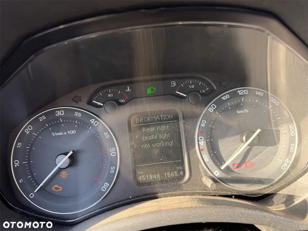 Skoda Octavia 1.9 TDI Ambiente - 9