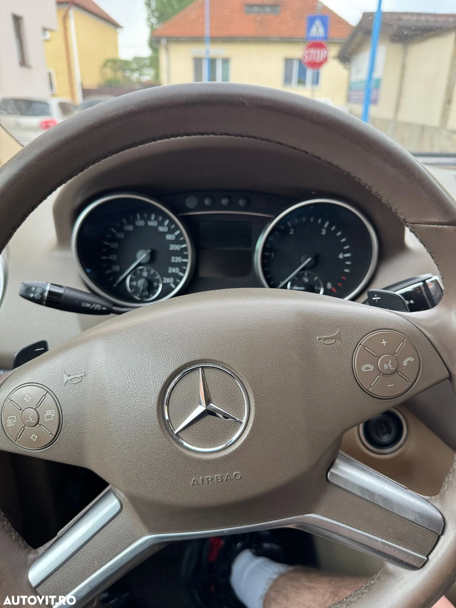 Mercedes-Benz ML 300 CDI BlueEfficiency Aut - 26