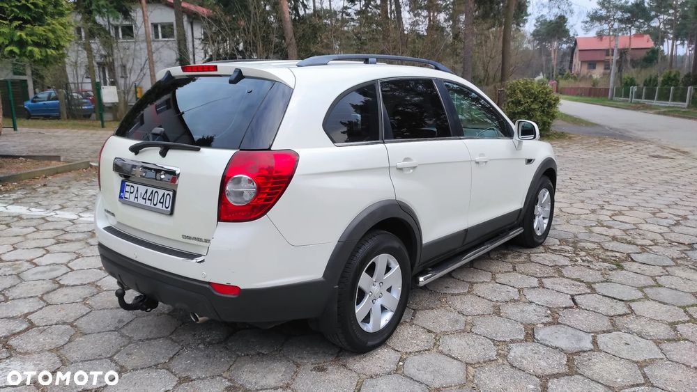 Chevrolet Captiva - 15