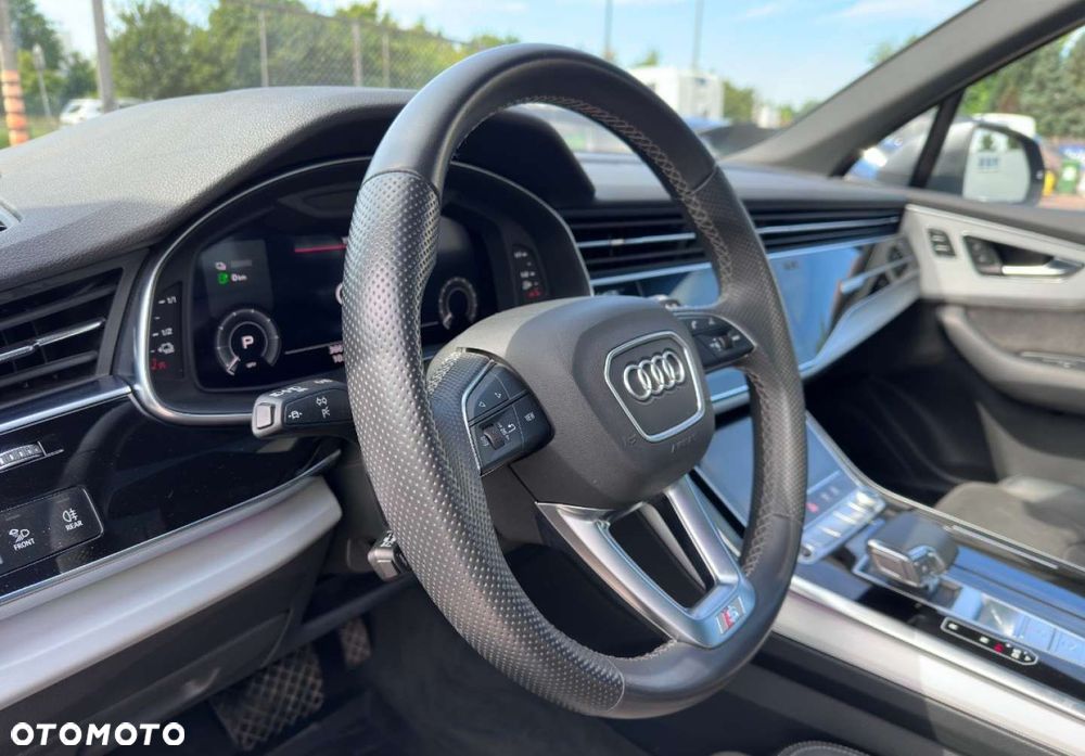 Audi Q7 - 9