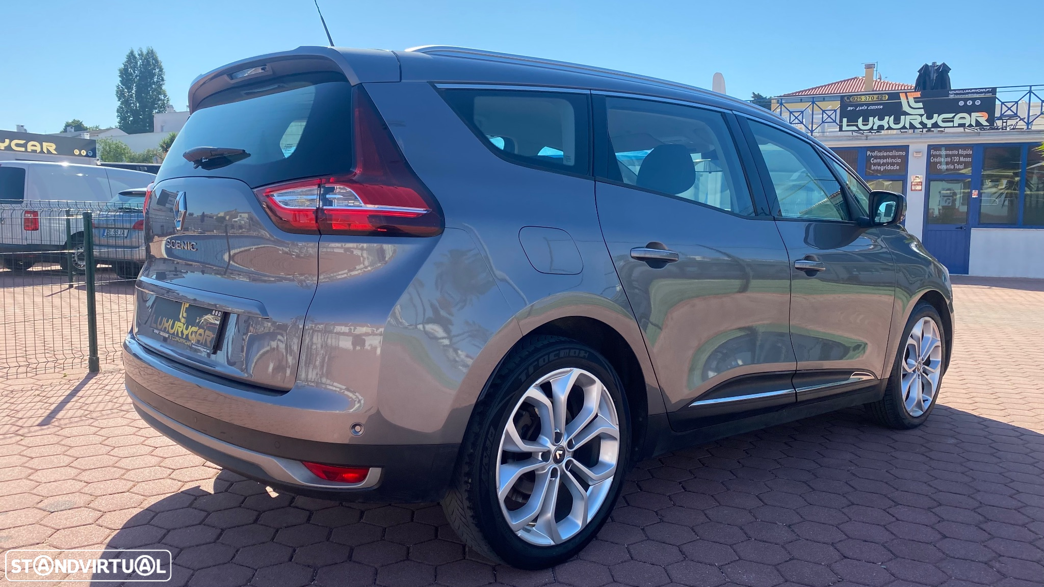Renault Grand Scénic 1.6 dCi Intens SS - 8