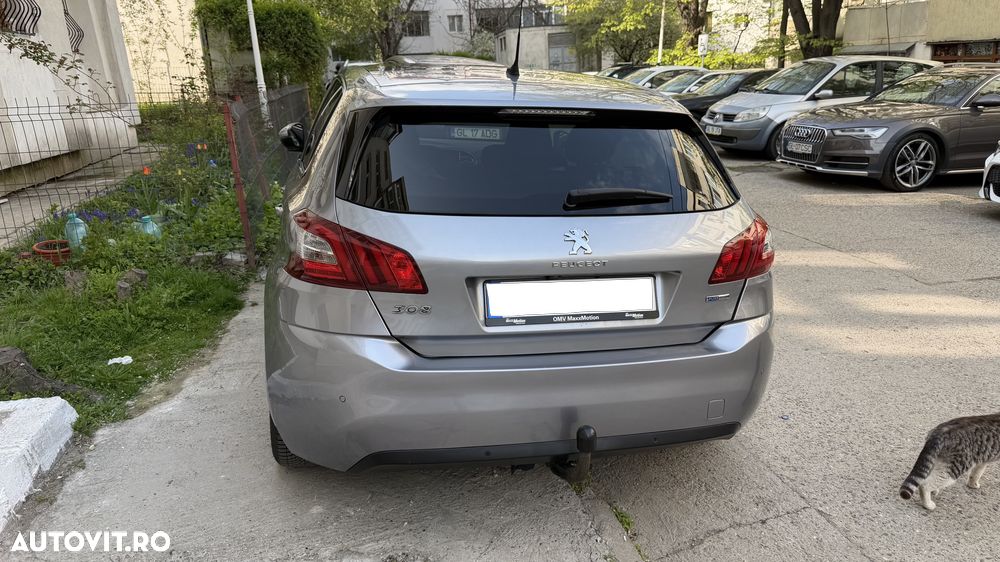 Peugeot 308 - 5