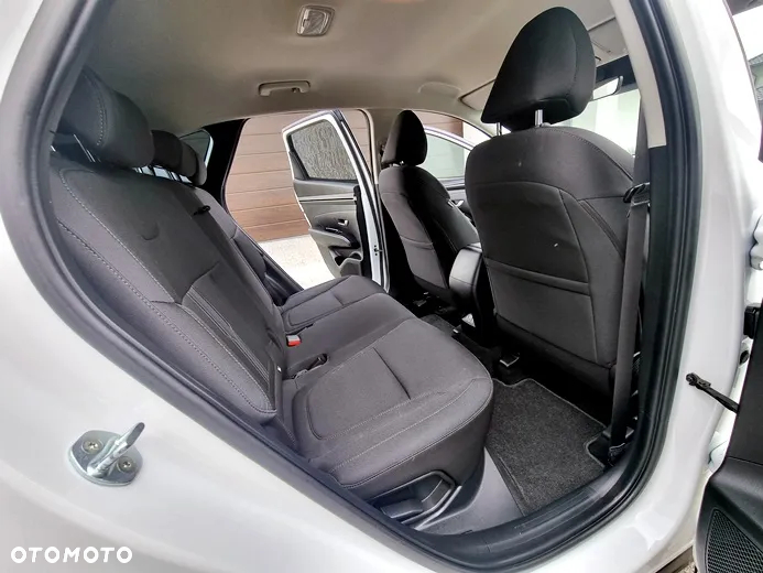 Hyundai Tucson 1.6 CRDi 48V-Hybrid 2WD DCT Select - 15