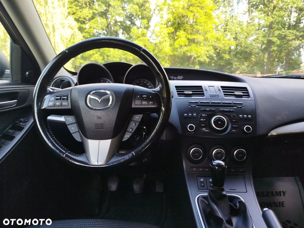 Mazda 3 1.6 Exclusive + - 7