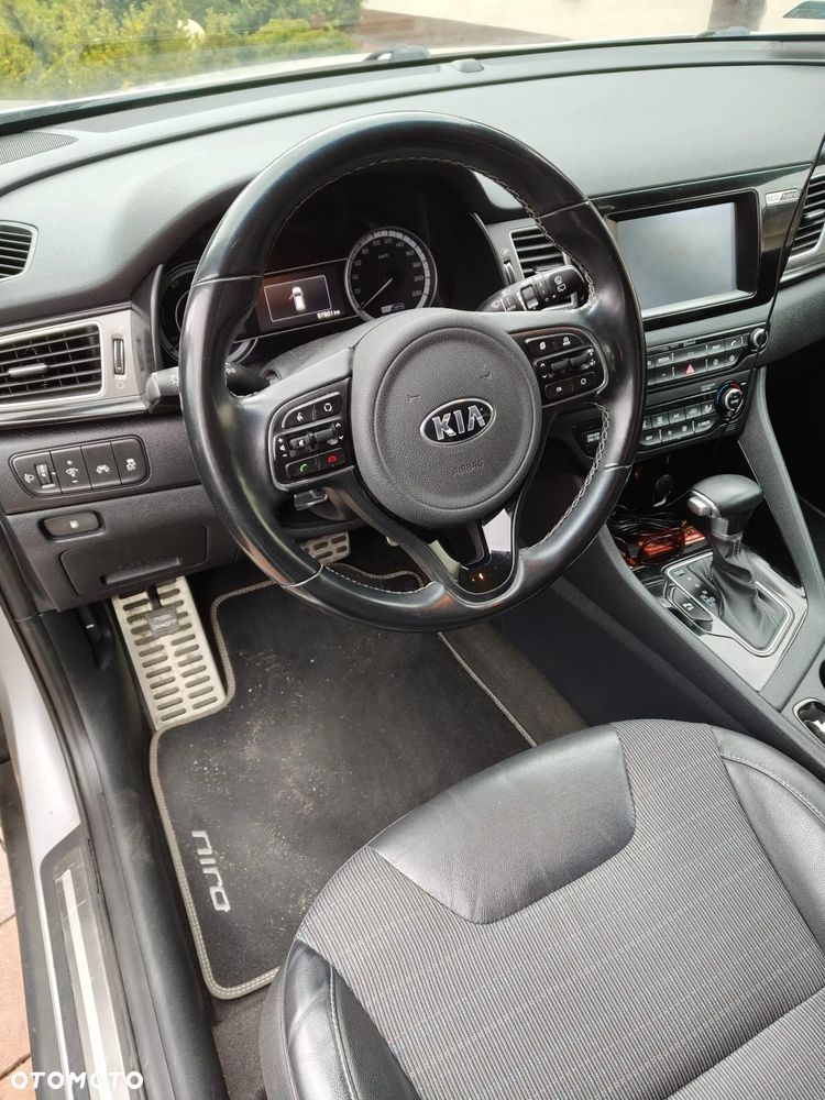 Kia Niro 1.6 GDI Hybrid L - 3