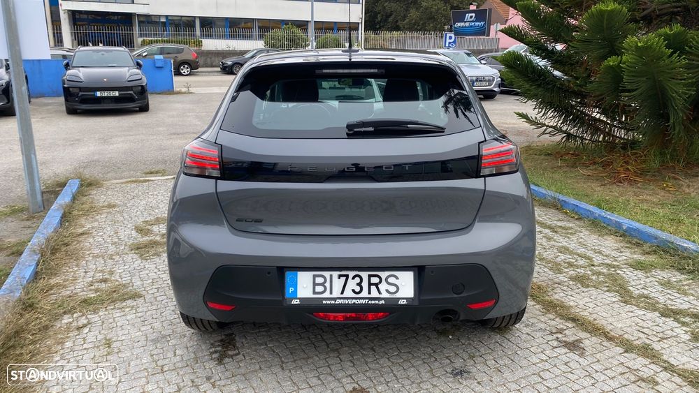 Peugeot 208 1.2 PureTech Active - 8