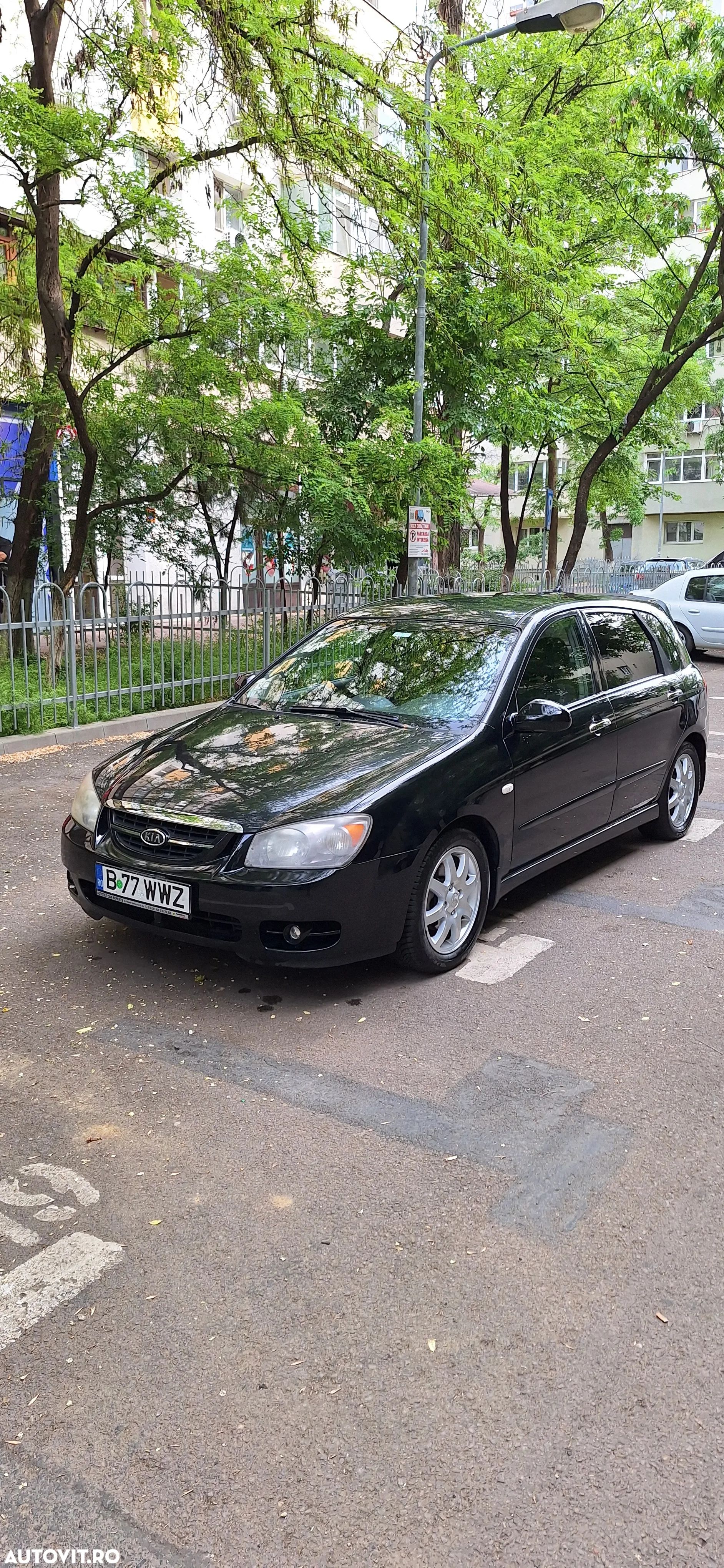 Kia Cerato 2.0 CRDI EX - 1