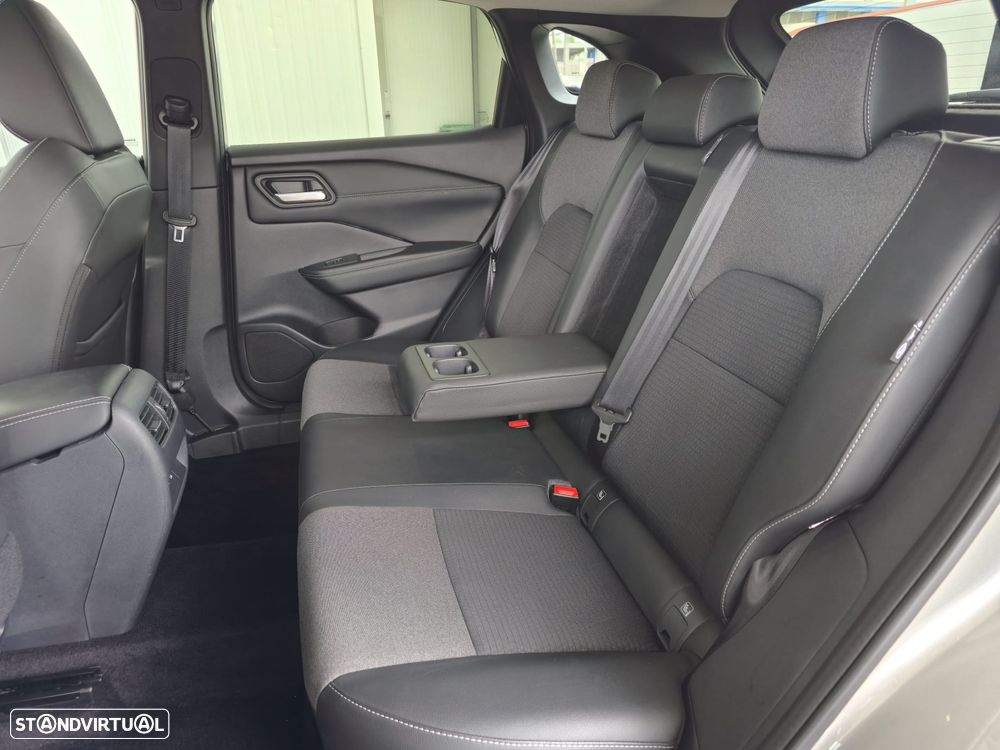 Nissan Qashqai 1.3 DIG-T N-Connecta LED+TT Xtronic - 5