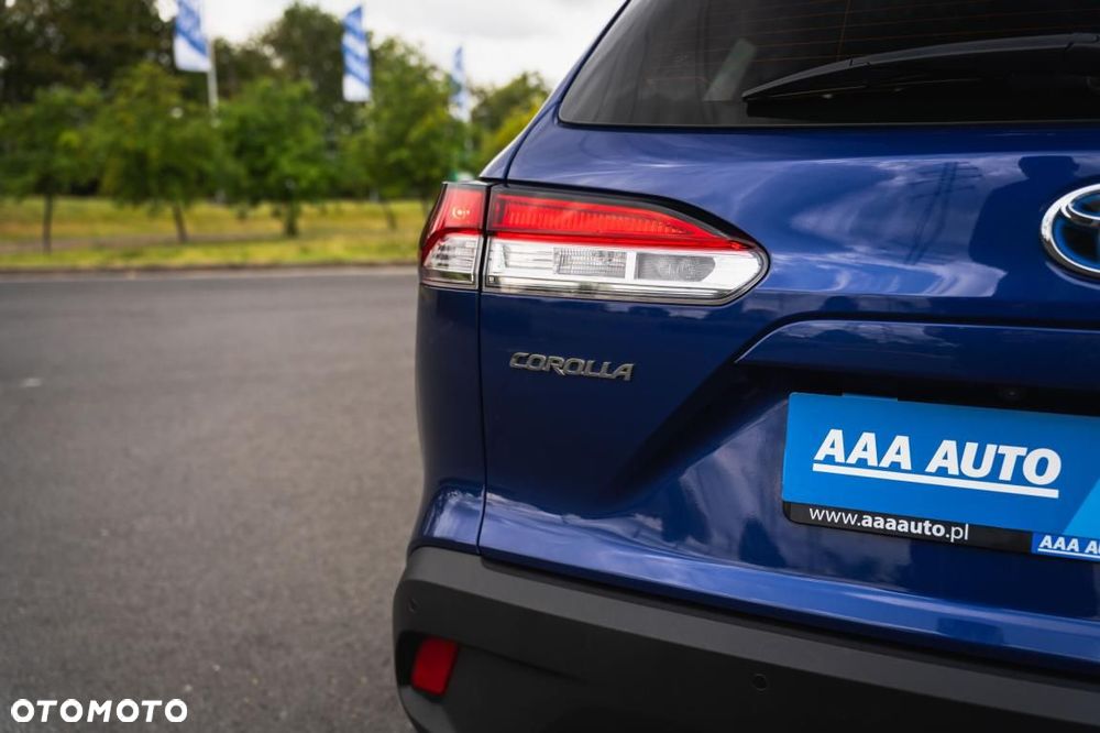 Toyota Corolla Cross - 12