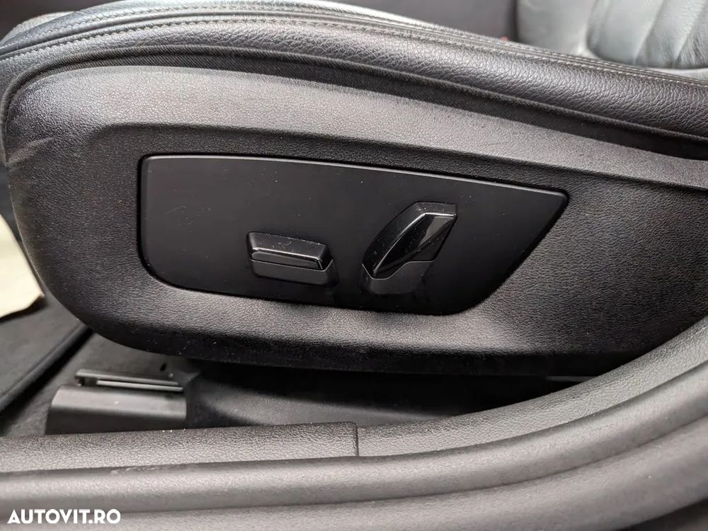 BMW Seria 5 530i AT - 8