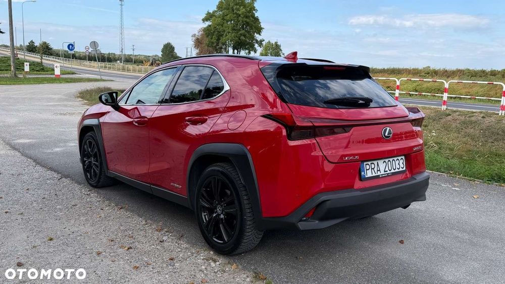 Lexus UX - 19