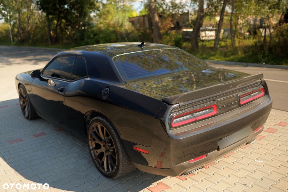 Dodge Challenger 5.7 R/T - 7