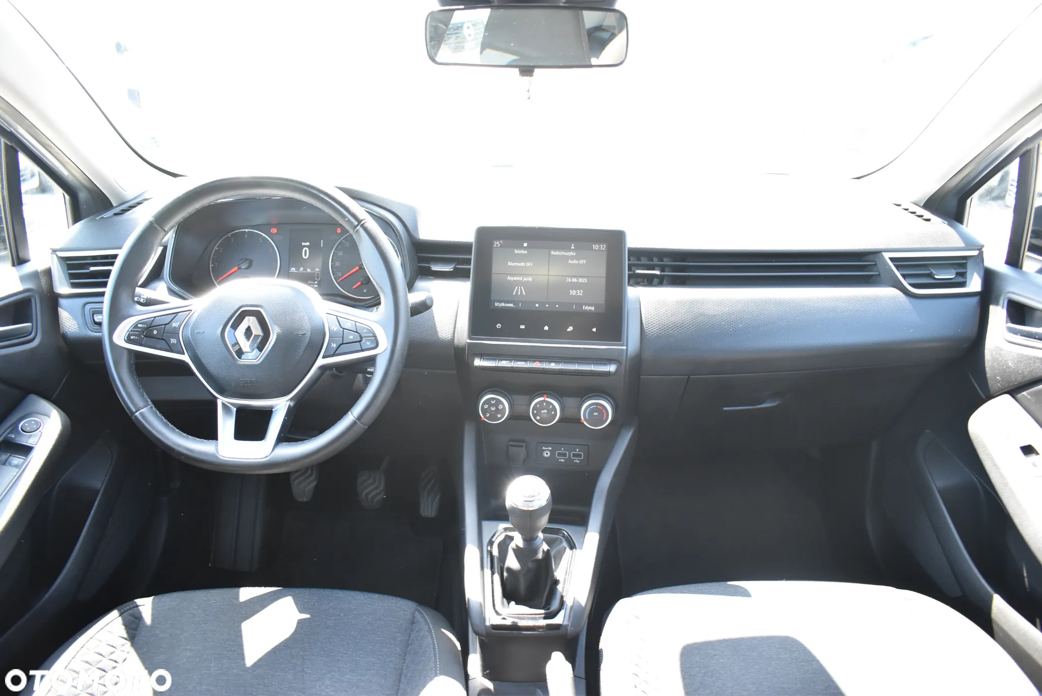 Renault Clio 1.0 TCe Equilibre - 19