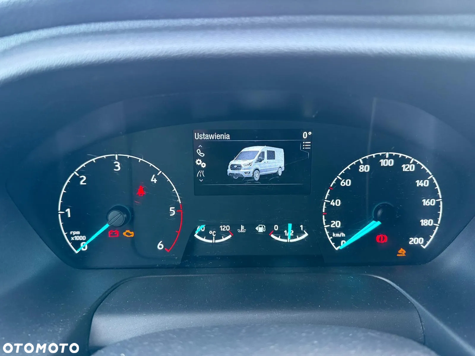 Ford Transit - 9