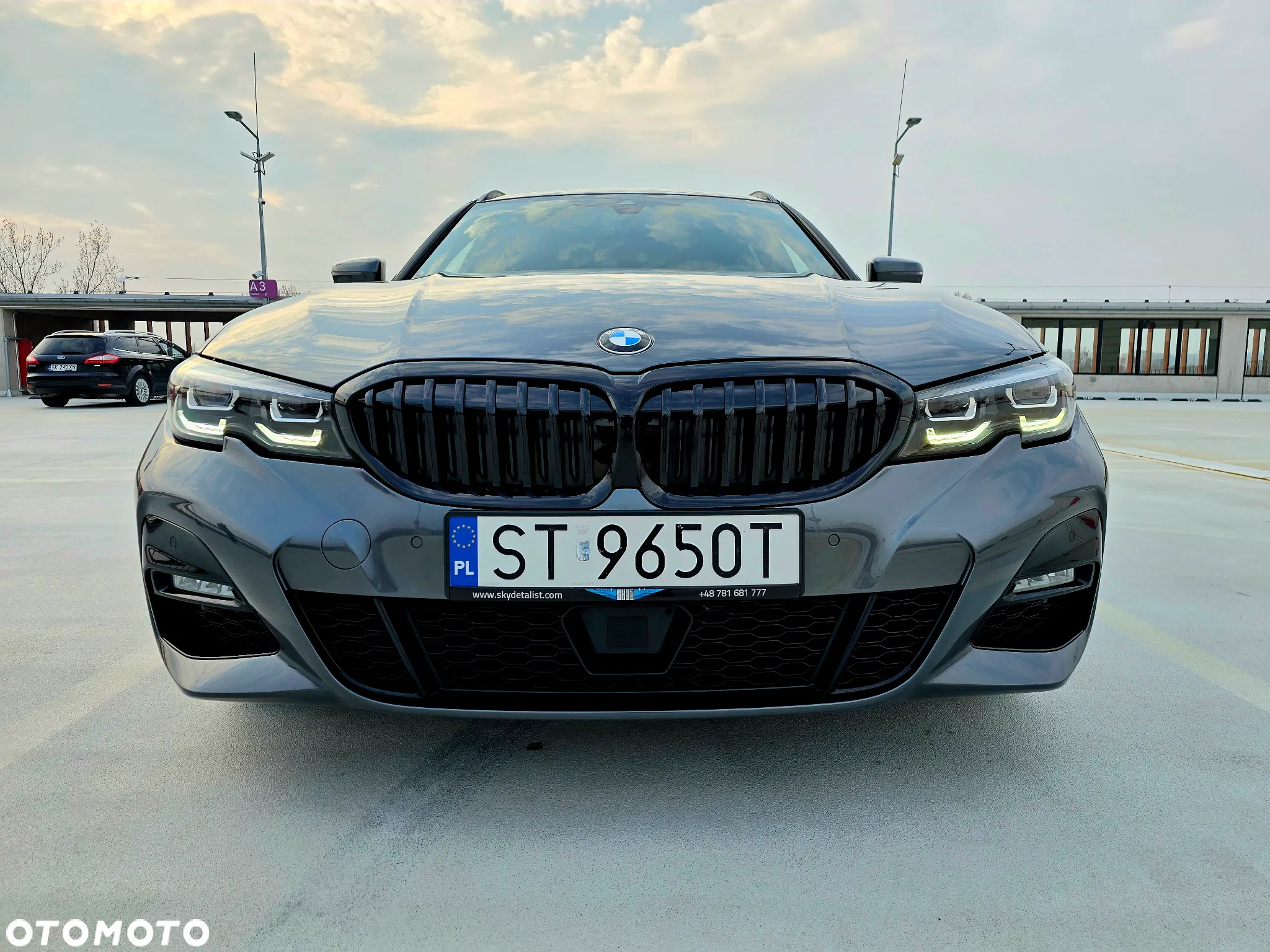 BMW Seria 3 330i xDrive M Sport sport - 24