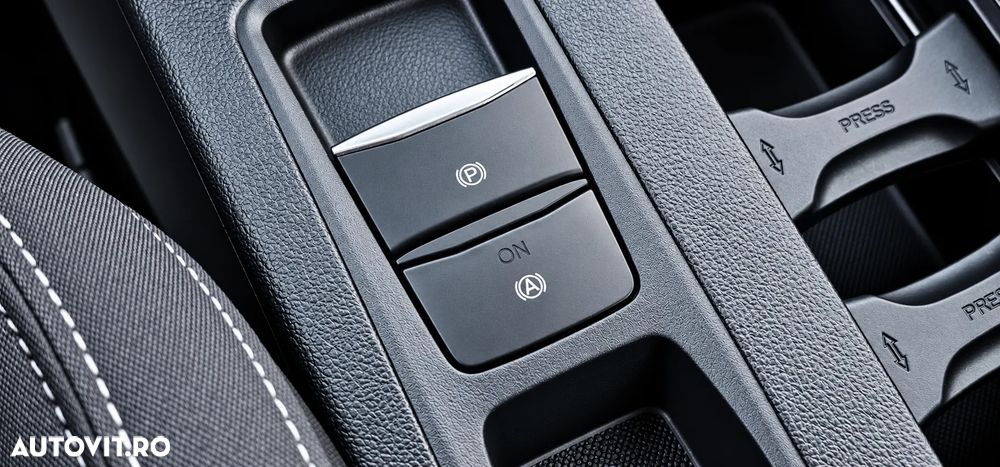 Ford Focus 1.5 EcoBlue Start-Stopp-System TITANIUM DESIGN - 15