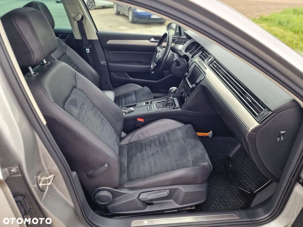 Volkswagen Passat 1.6 TDI (BlueMotion Technology) DSG Comfortline - 29