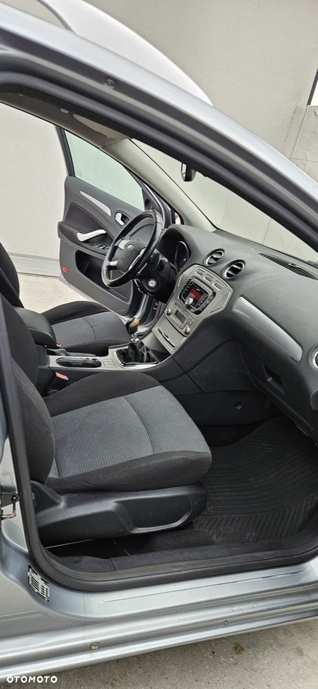 Ford Mondeo - 6
