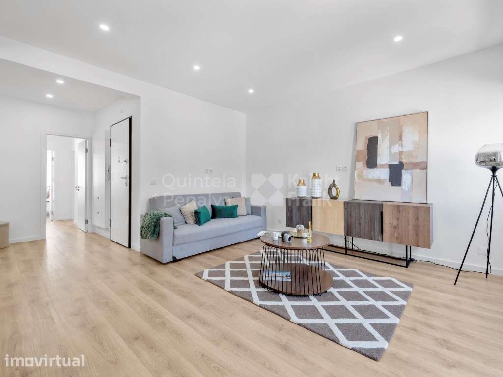 Apartamento T3 mobilado e equipado, para venda em Benfica - Grande imagem: 4/26
