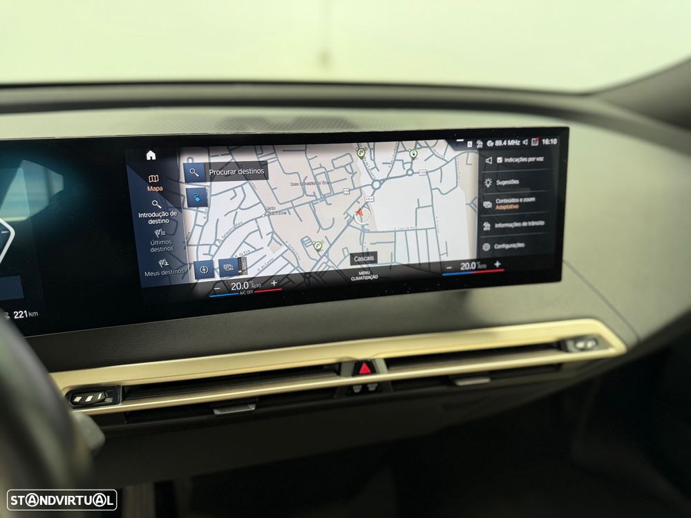 BMW iX xDrive 40 Pack Desportivo - 13