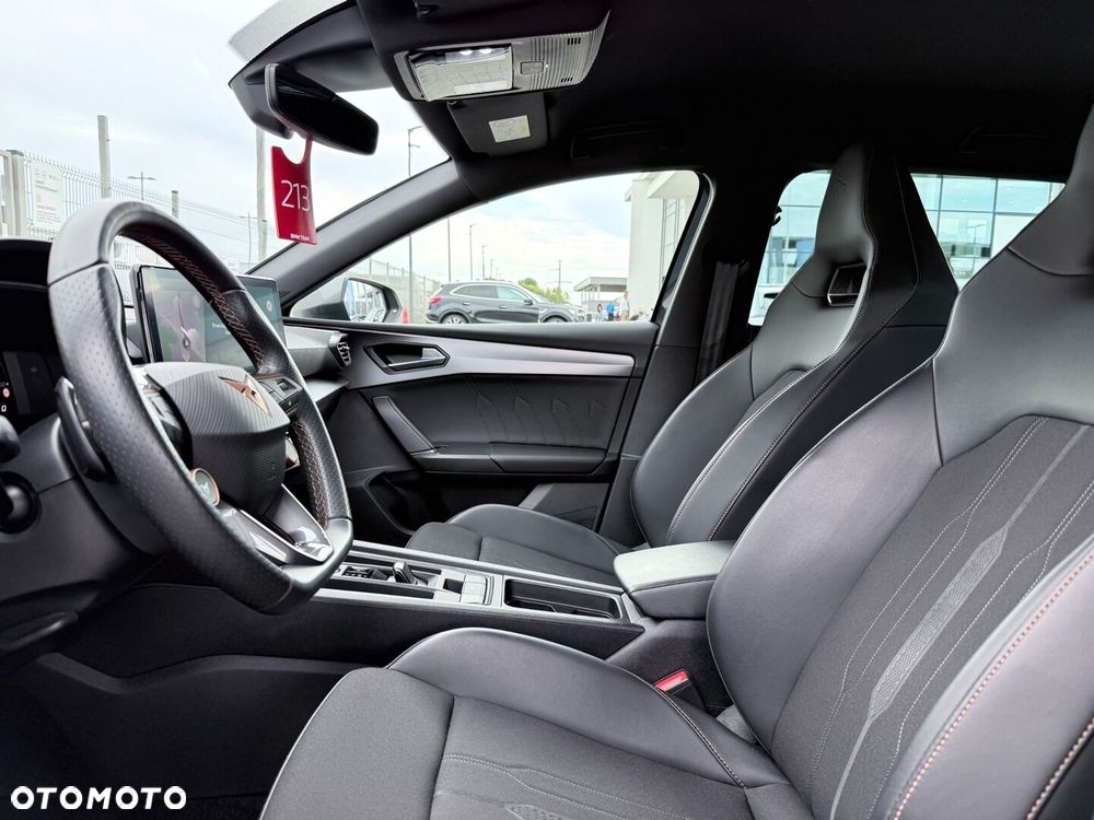 Cupra Leon Sportstourer 2.0 TSI 4Drive VZ DSG - 28