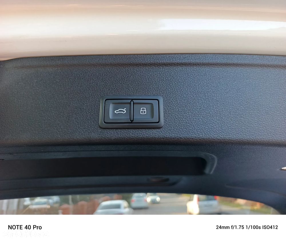 Audi A4 Avant 40 TDI S tronic S line - 9