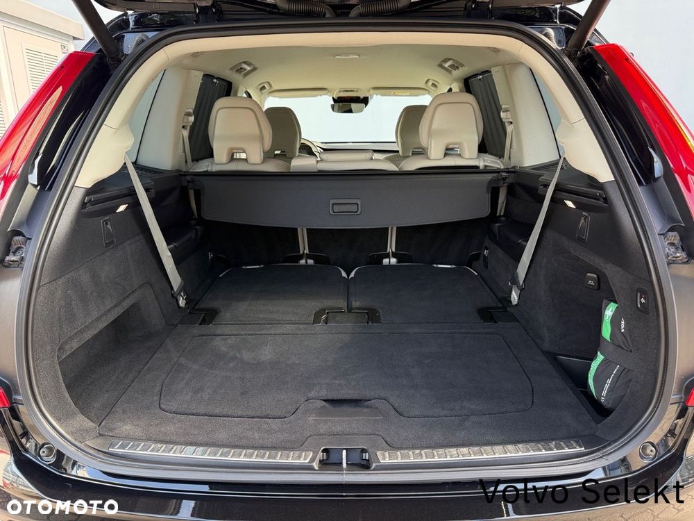 Volvo XC 90 - 30