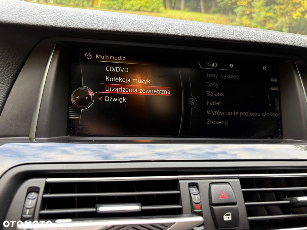 BMW Seria 5 525d xDrive Sport-Aut Luxury Line - 25