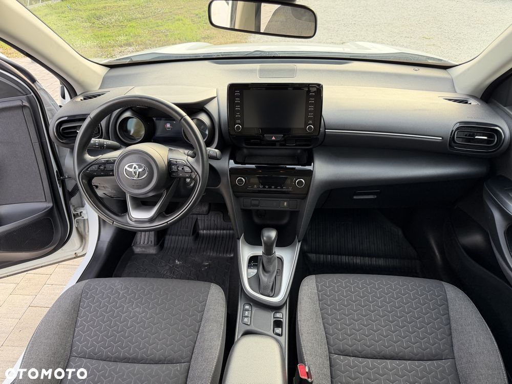 Toyota Yaris Cross Hybrid 1.5 Comfort - 24