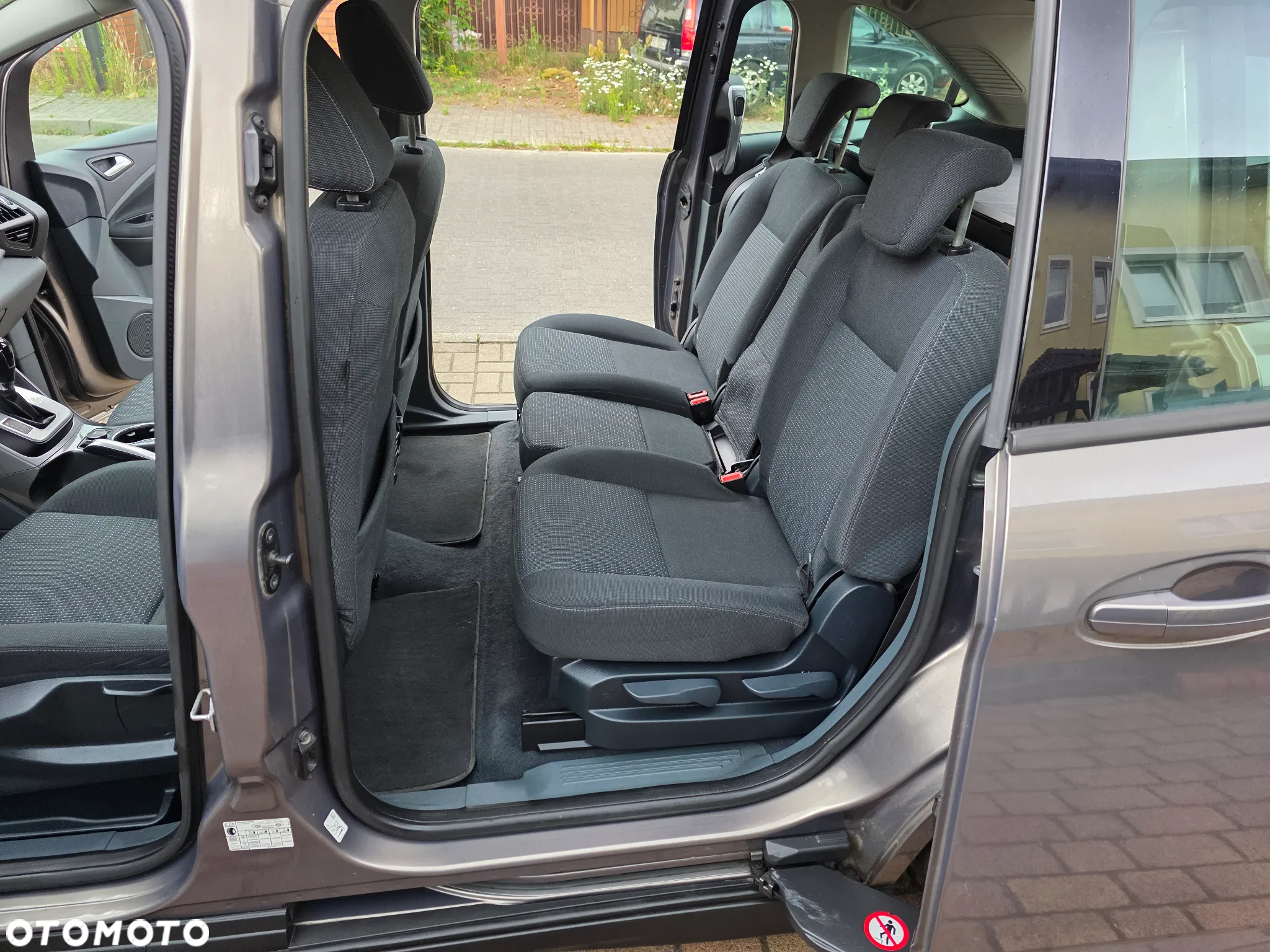 Ford Grand C-MAX 2.0 TDCi Edition MPS6 - 18