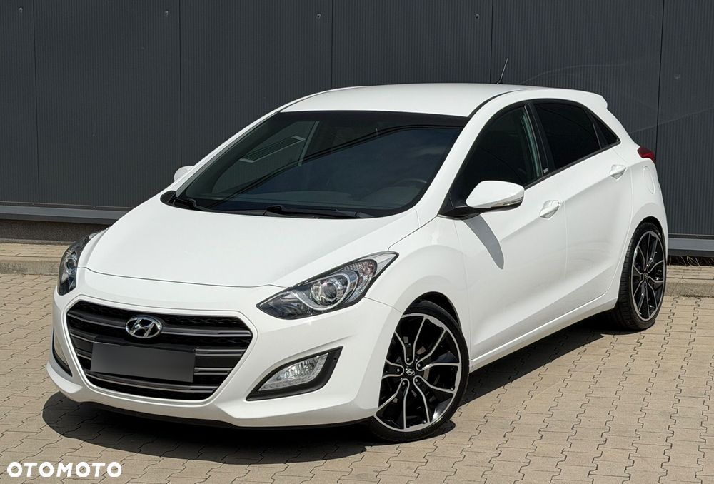 Hyundai i30 1.6 CRDi Premium - 1