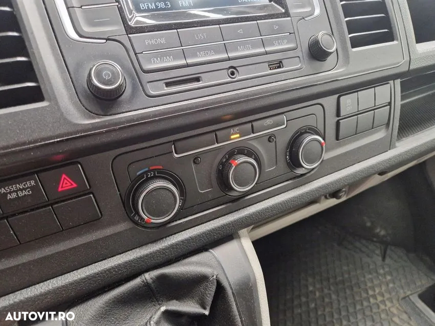 Volkswagen Transporter - 6