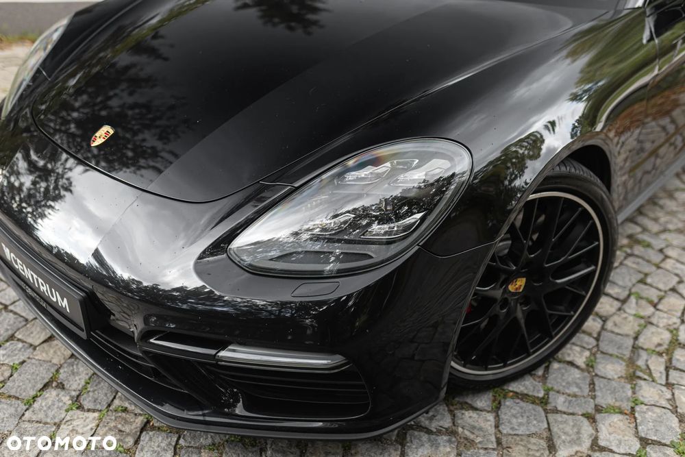 Porsche Panamera Turbo - 3