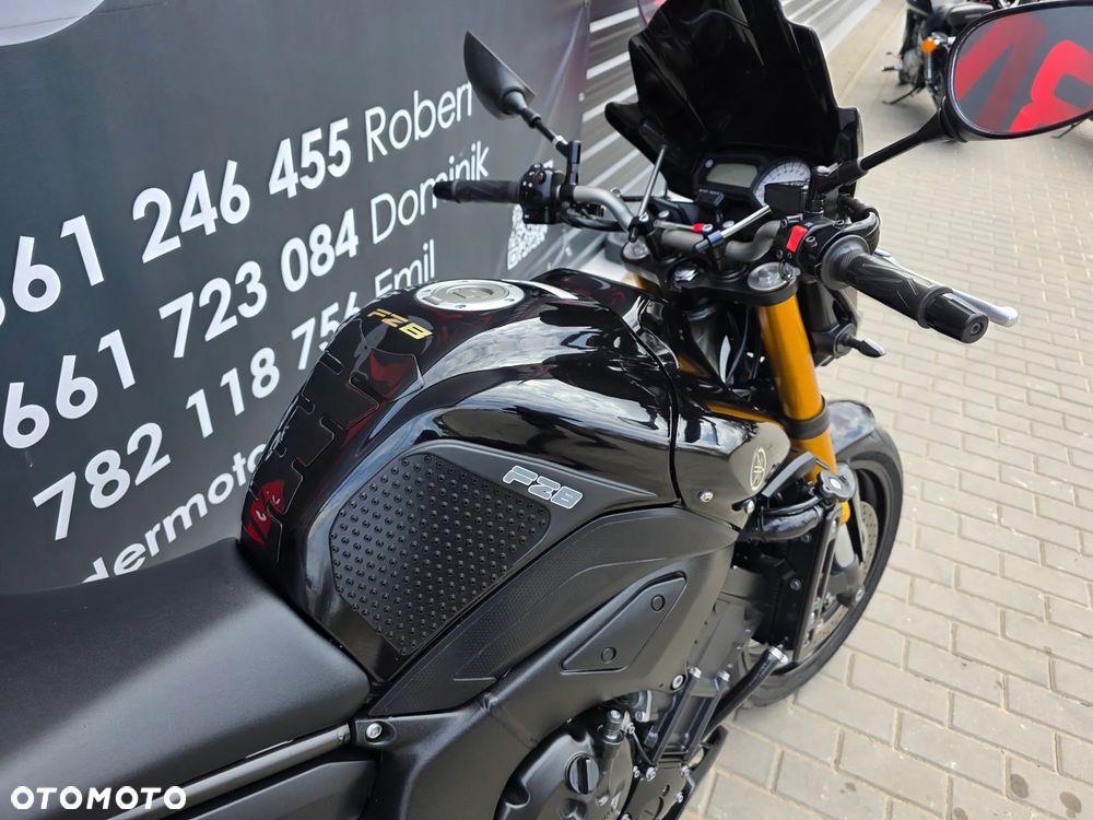Yamaha FZ8 - 24