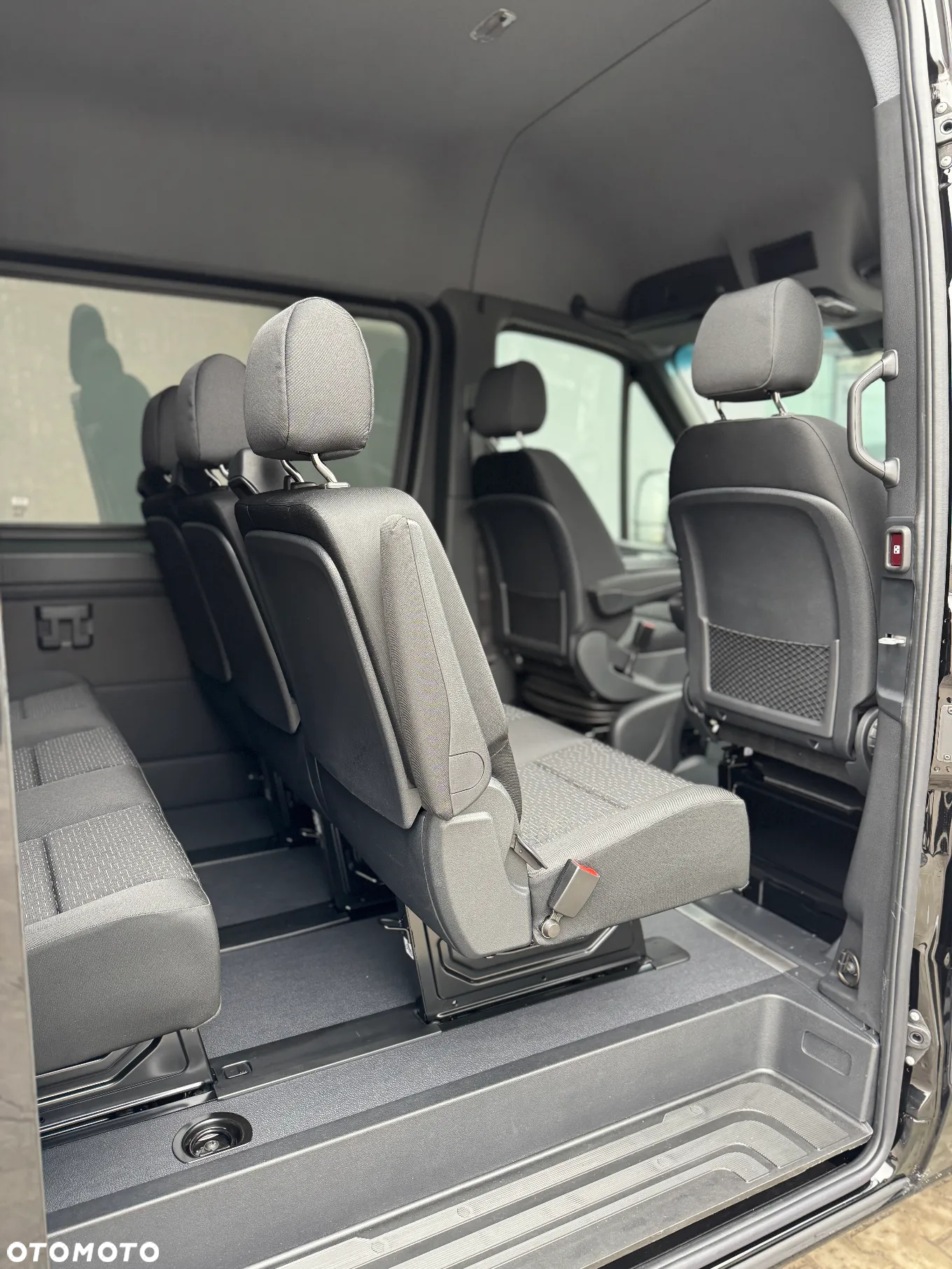 Mercedes-Benz Sprinter 319CDI Tourer - 24