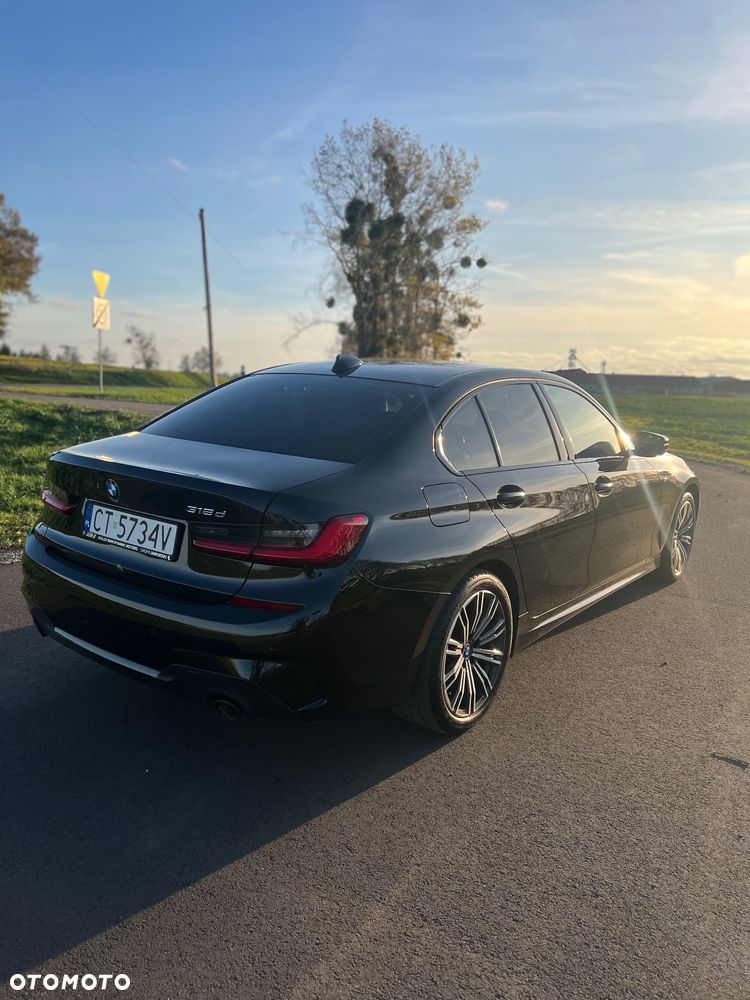 BMW Seria 3 318d M Sport Shadow - 6