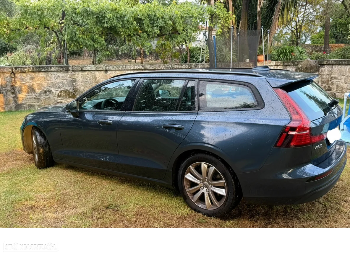 Volvo V60 2.0 D3 Momentum - 3