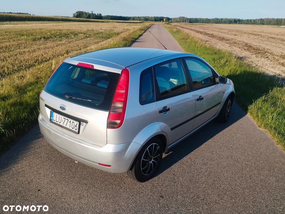 Ford Fiesta 1.4 Ghia - 7