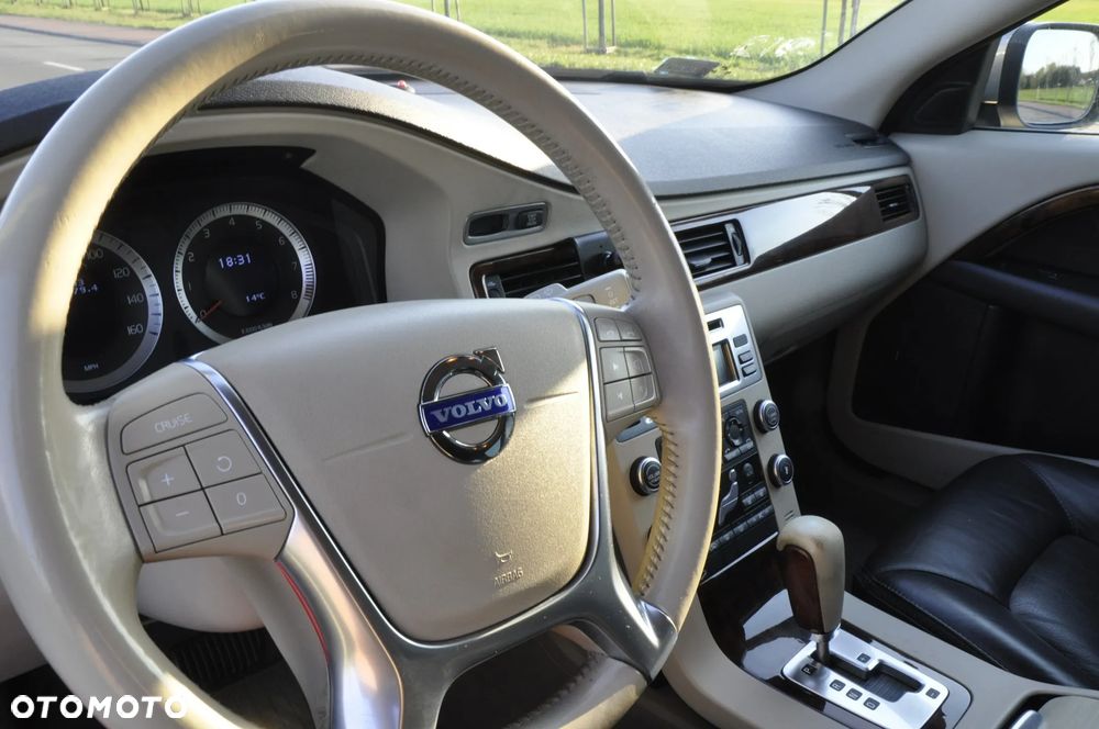 Volvo XC 70 T6 AWD Geartronic Summum - 22