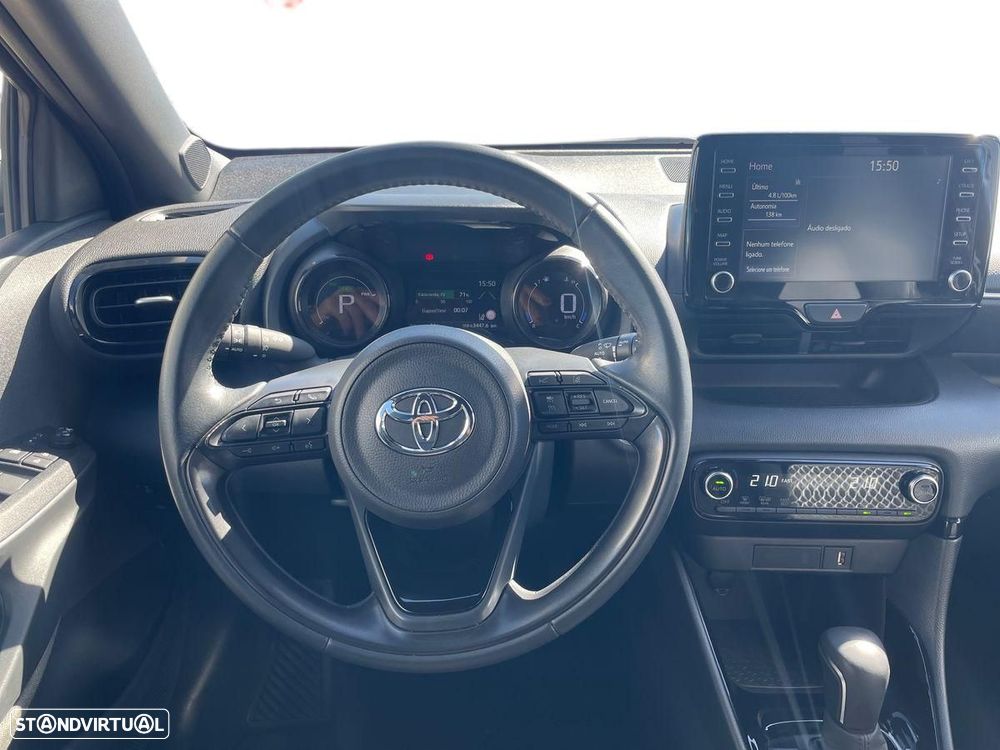 Toyota Yaris - 10