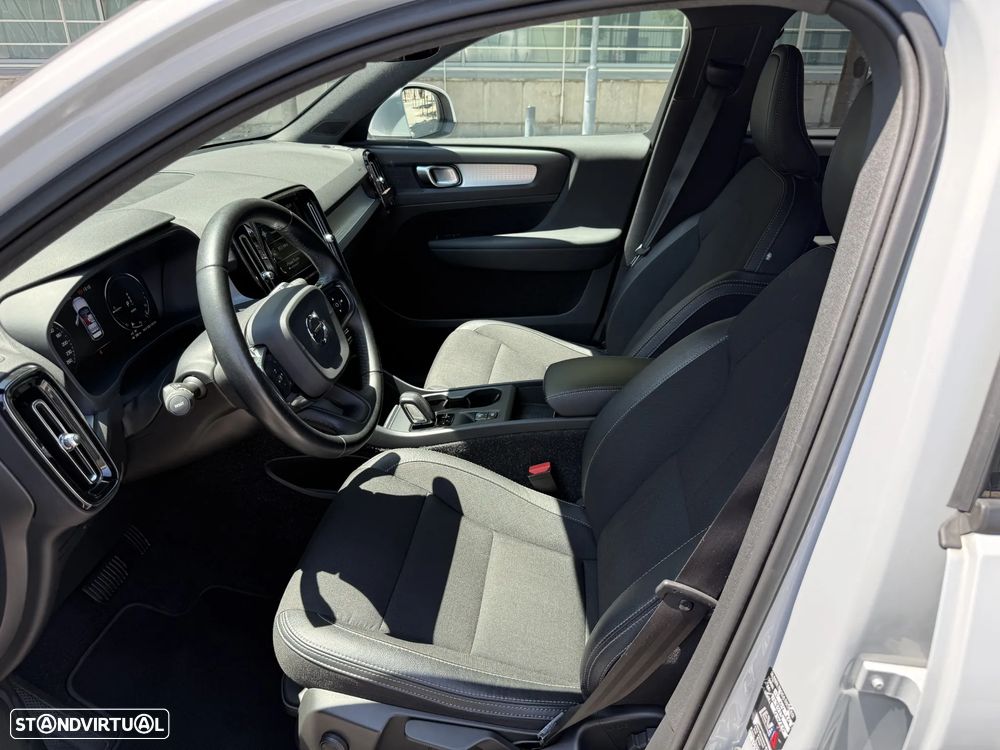 Volvo XC 40 T5 Twin Engine DKG Momentum Pro - 10
