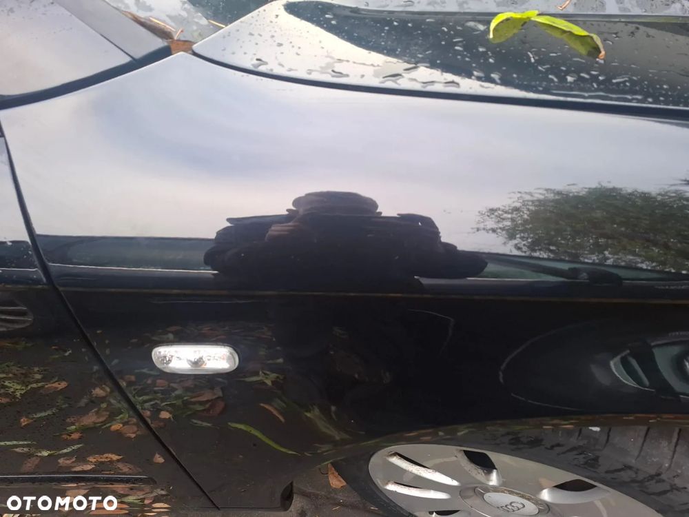 Audi A4 B7 błotnik przód przedni  prawy LY9B - 5
