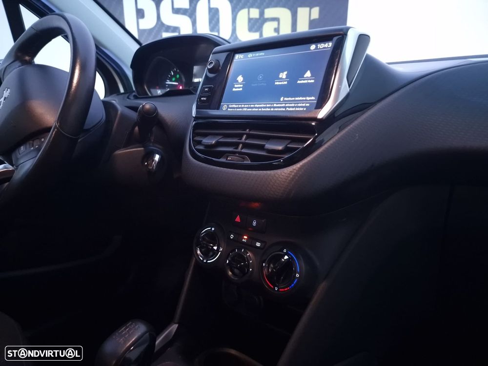 Peugeot 2008 1.6 BlueHDi Style - 21