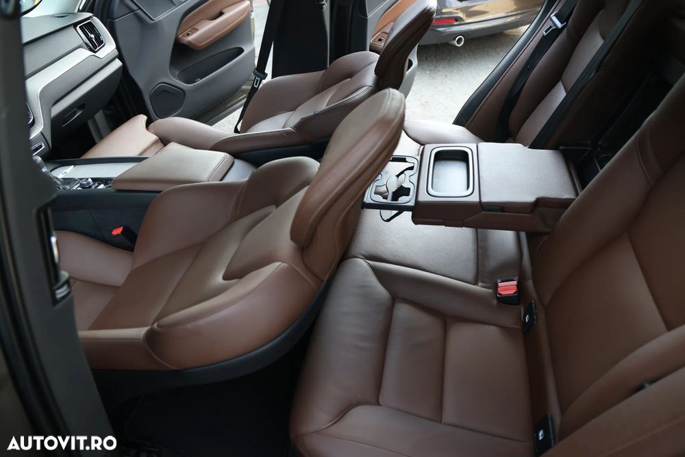 Volvo XC 60 D4 AWD Geartronic Inscription - 10