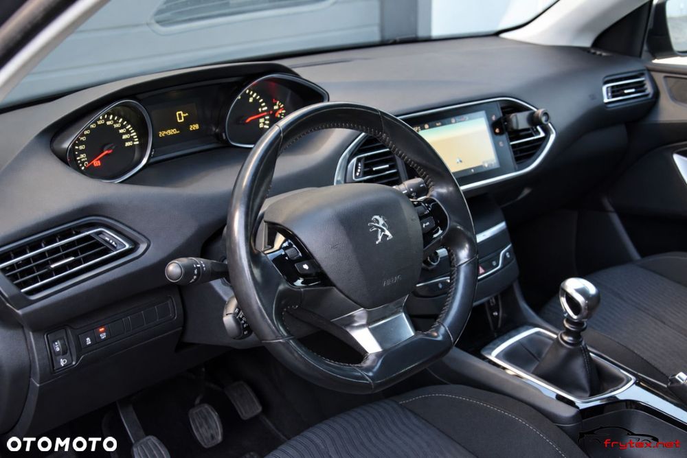 Peugeot 308 - 18