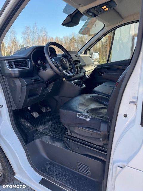 Renault Trafic - 9