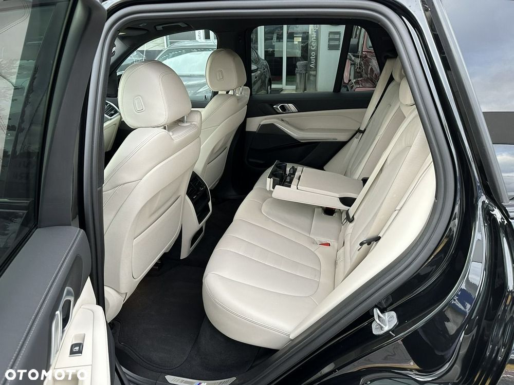 BMW X5 xDrive30d mHEV - 17