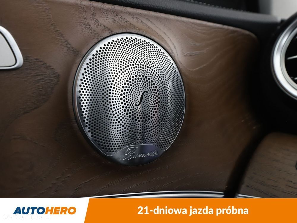 Mercedes-Benz Klasa E 220 d 4-Matic 9G-TRONIC - 40